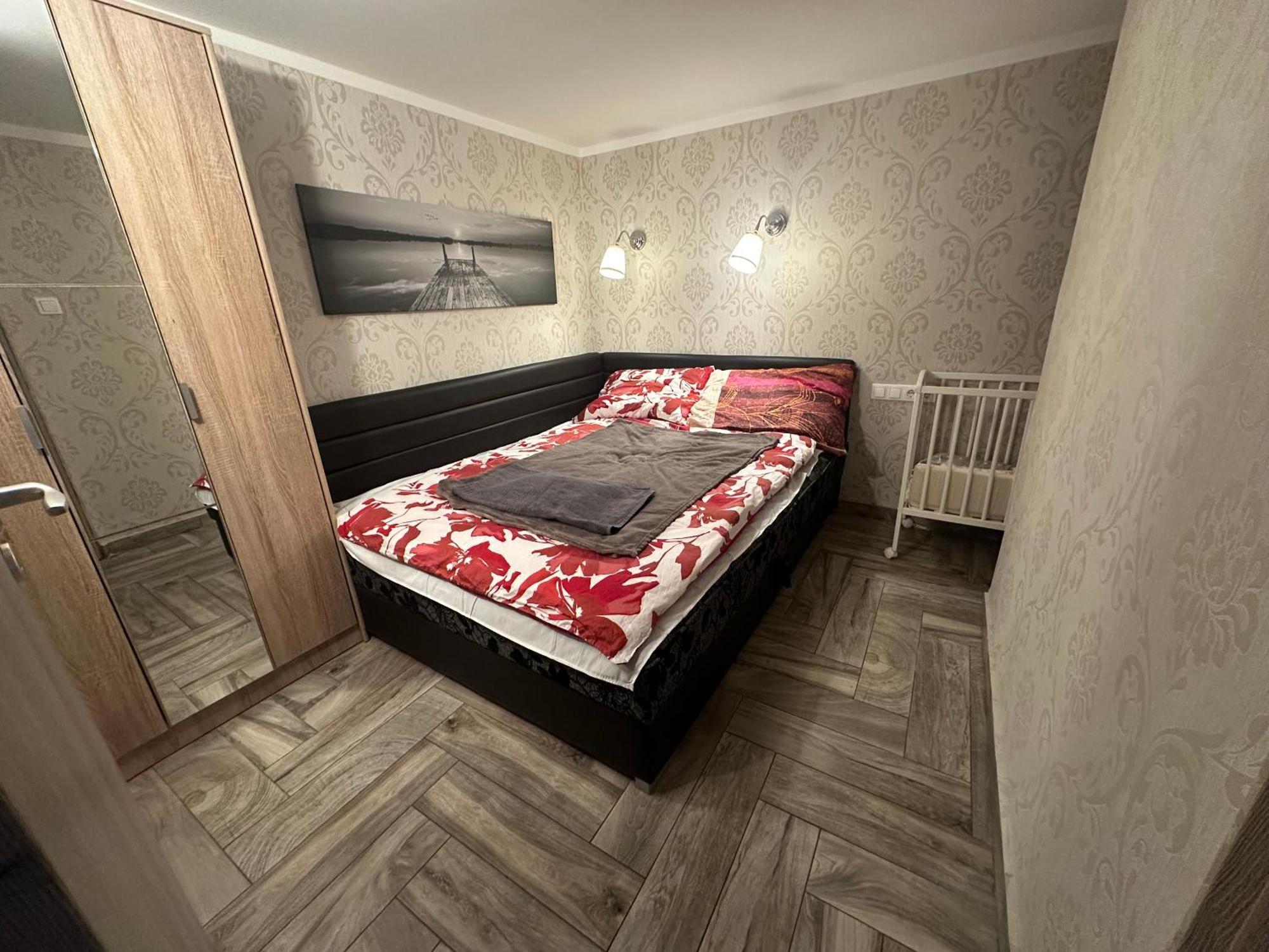 Bright Apartment In The Most Beautiful Street Of Budapest Vaci Street, Fashion Street Exterior foto